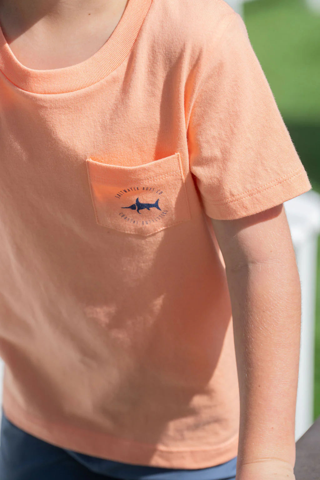 BLUE CRAB SS POCKET TEE CORAL